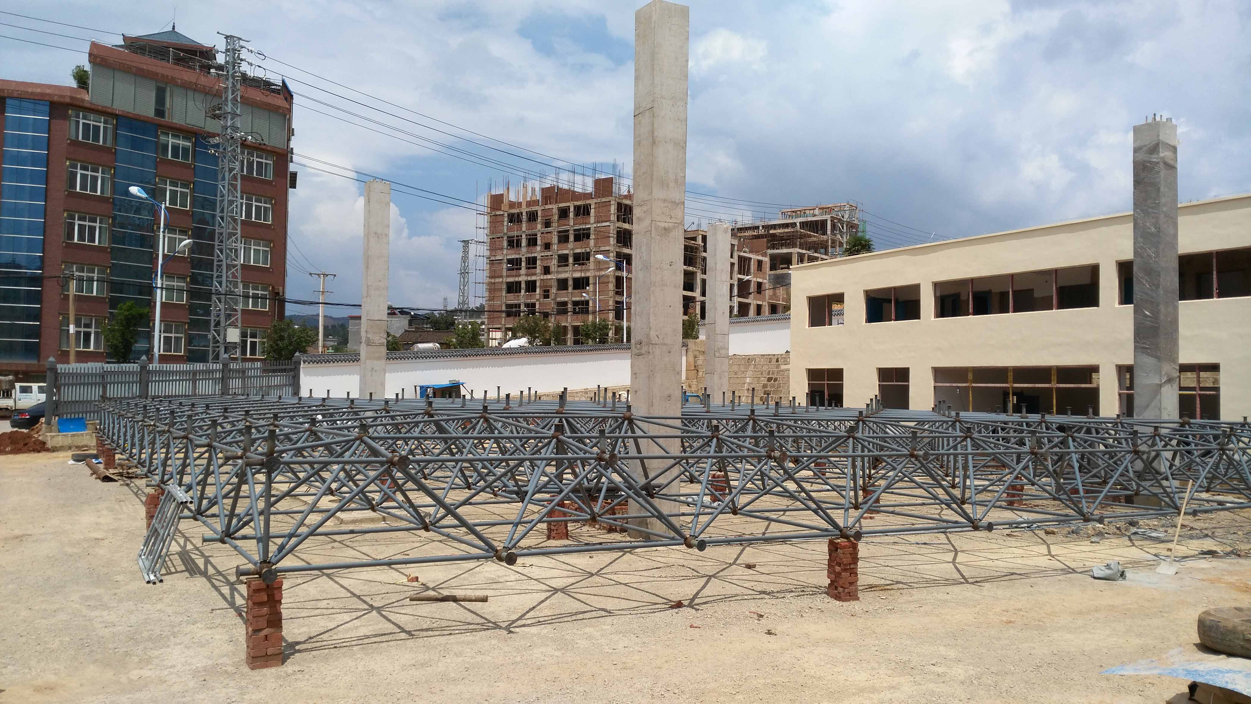 虎林小型加油站网架